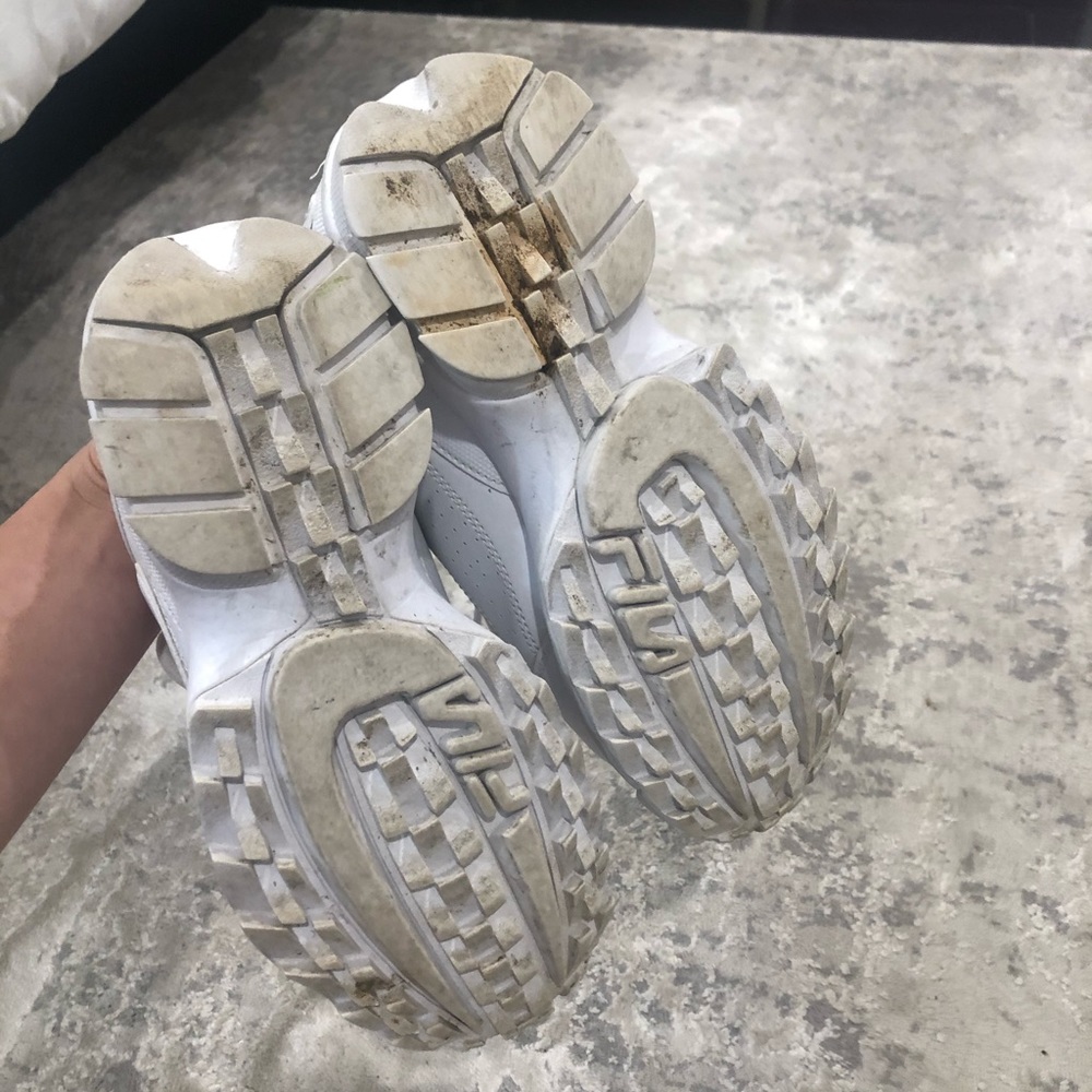 Fila white sneaker size 8